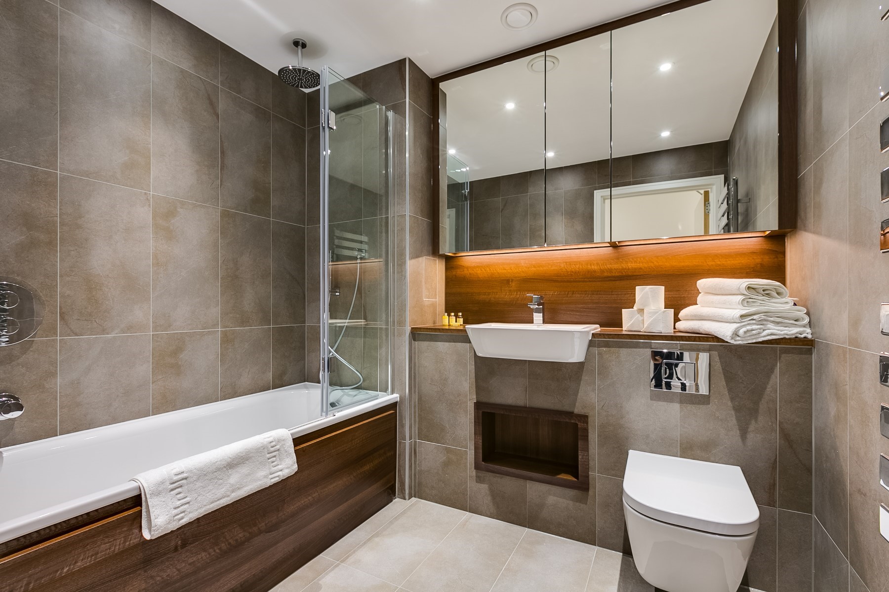 Bathroom, One Bedroom Apartment | Nine Elms Point | MyLo London