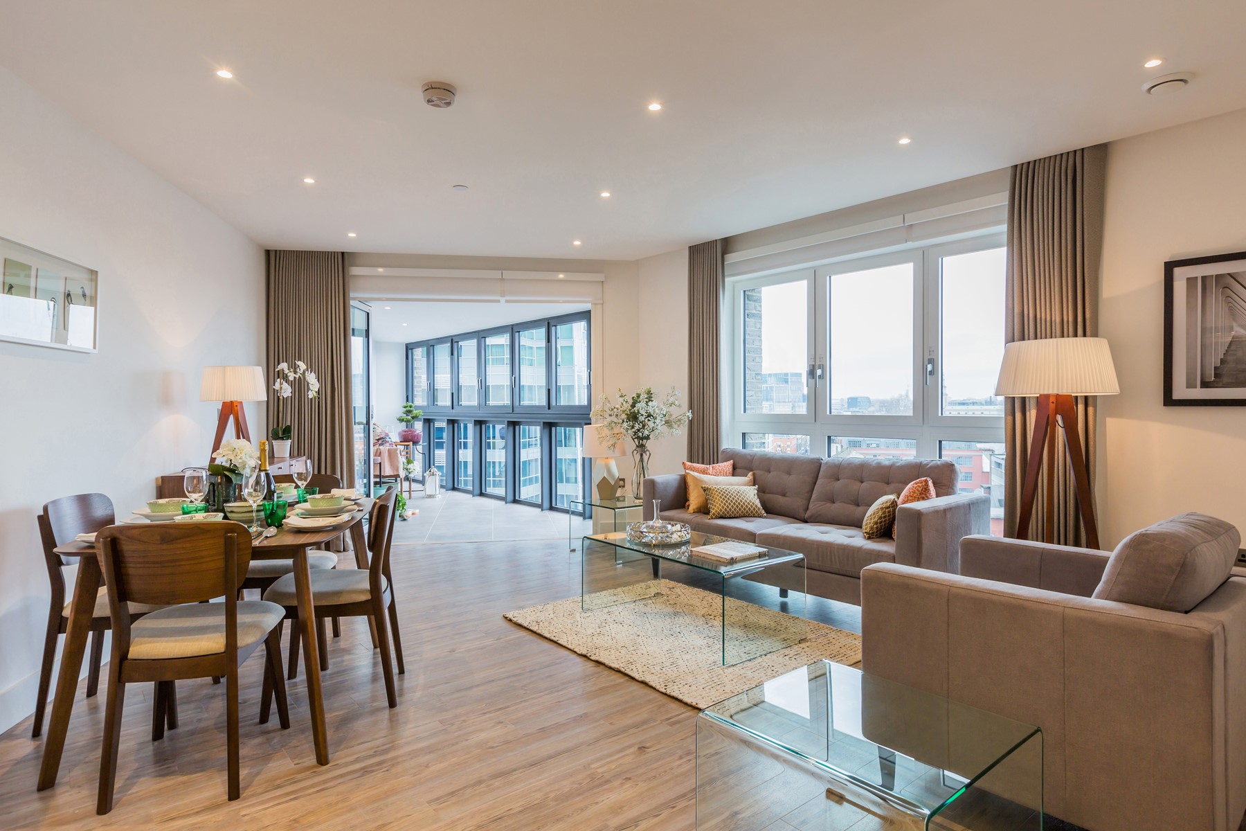 MyLo Aldgate 2 Bedroom Apartment Open Planned Living & Dining Area